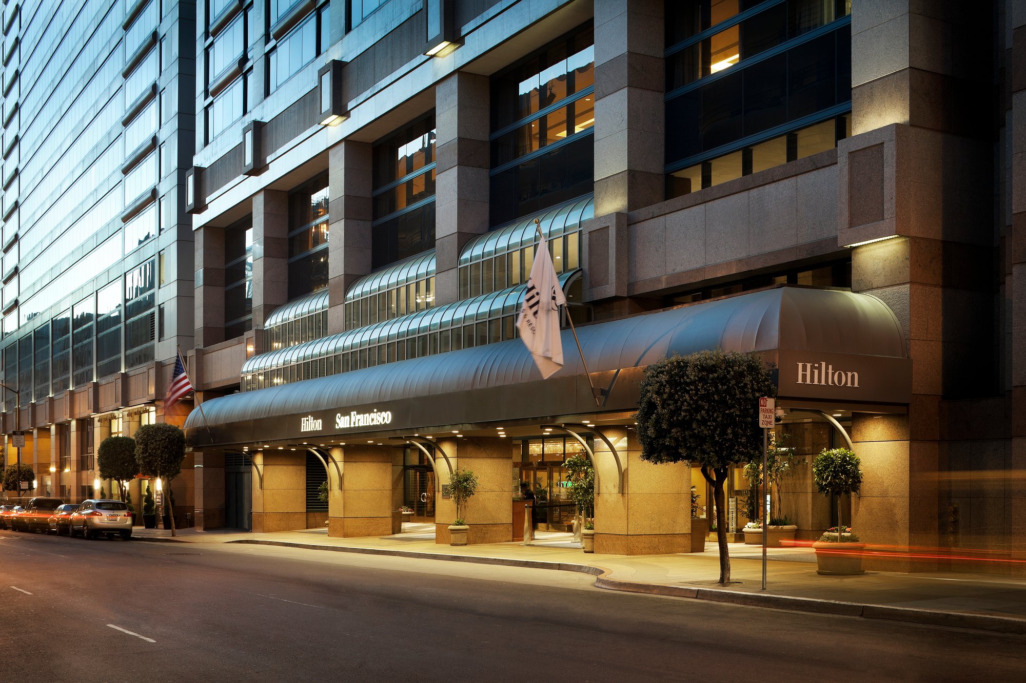 Hilton SFUS Front Exterior